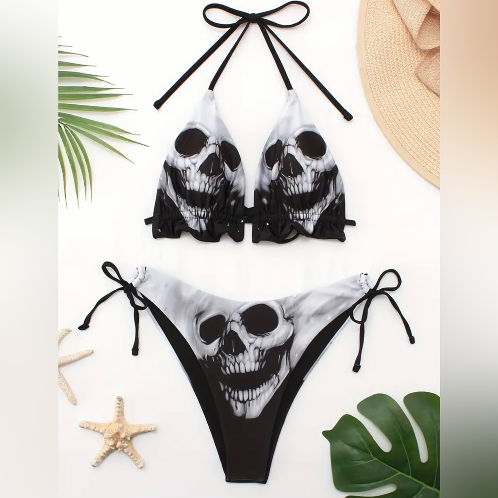Skull Triangle Halter Bikini Set - Picture 5 of 9
